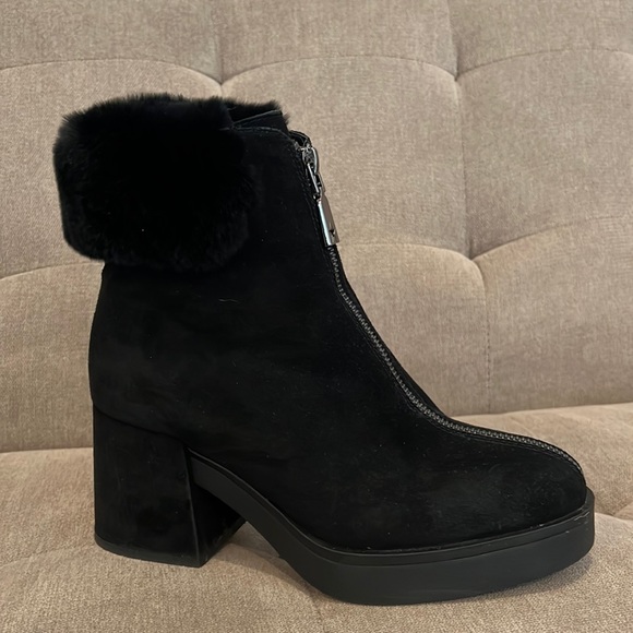 Ukrainian Suede black boots with fur and wool lining - Picture 3 of 14